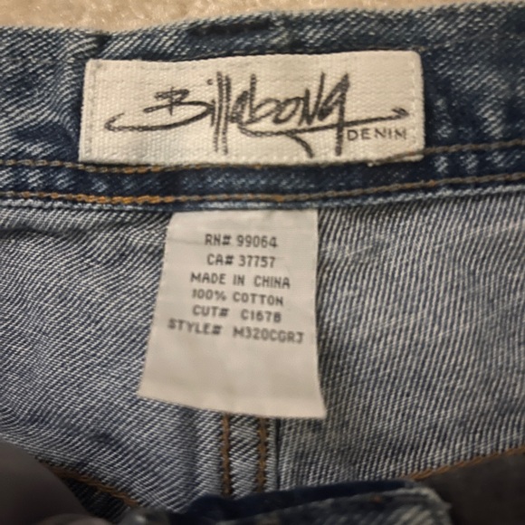 Men's Blue Jeans - Picture 5 of 12